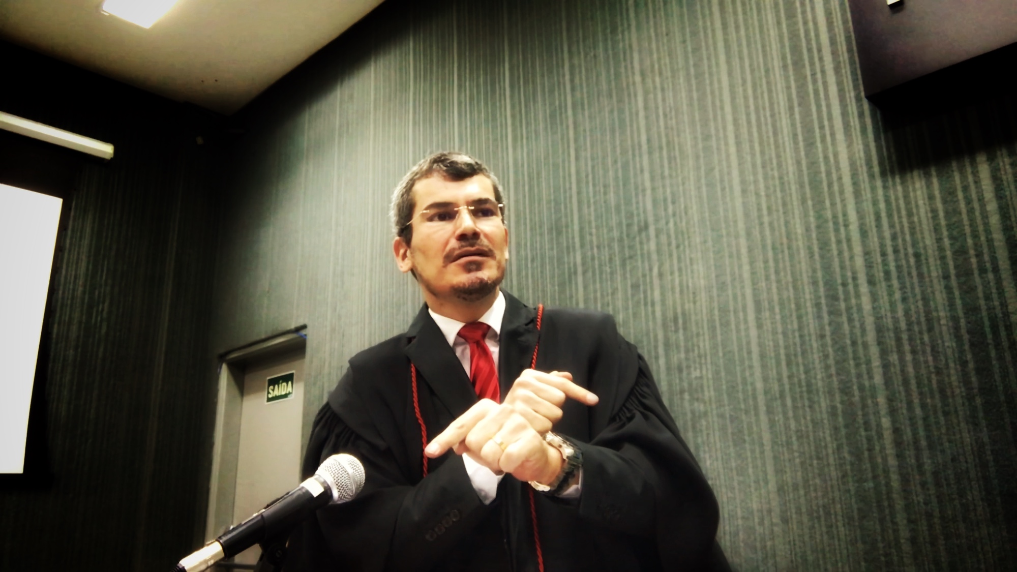 A diferença entre Verdade e Certeza